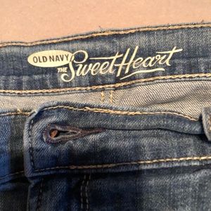 2 pair Old Navy Capri jeans